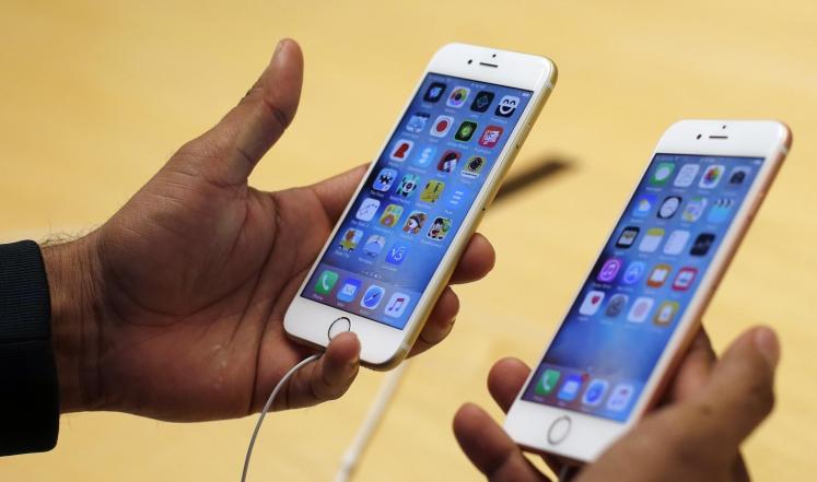 آبل توقع عقدا مع سامسونج لتصنيع شاشات آيفون