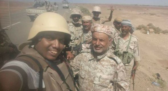 شاهد أول صورة لقوات الجيش الوطني من مدينة المخا بعد تحريرها