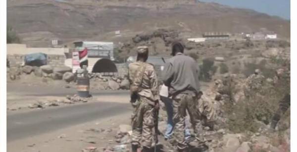 مواقع الحوثيين تتهاوى أمام ضربات الجيش والتحالف في عدد من الجبهات