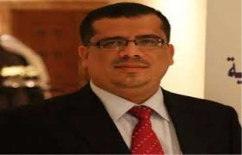 باحميد يلغي الاحتفال بعيد الوحدة اليمنية ويؤكد “ما كنّا سنصرفه في الاحتفال طلابنا أولى به”