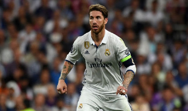 من هو بديل راموس امام فالنسيا ؟