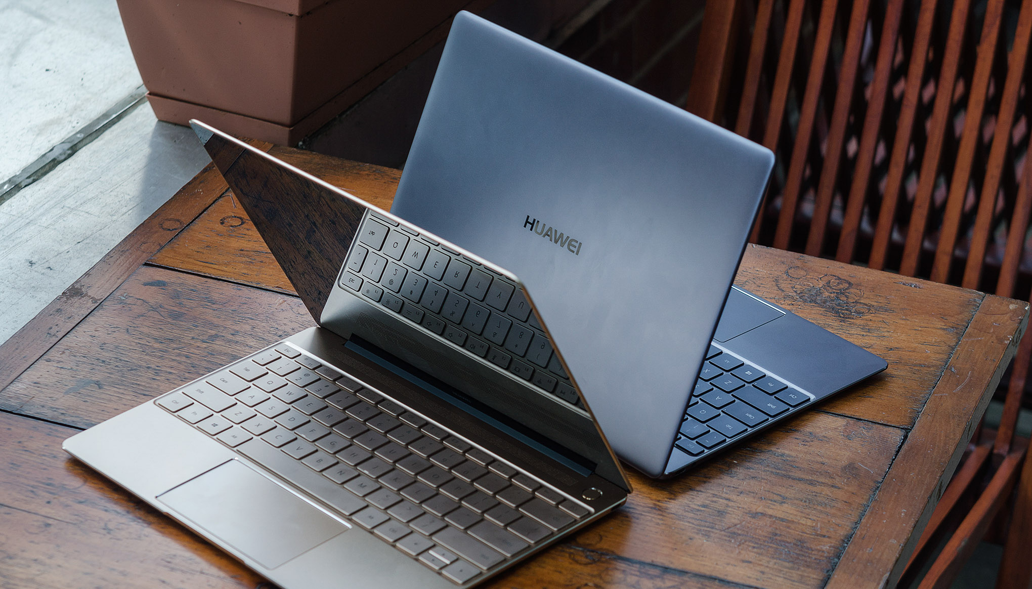 كل المعلومات والفروقات بين أجهزة هواوي MateBook الجديدة