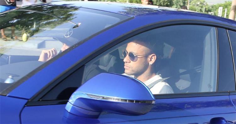 … نيمار ينتظم في مران برشلونة