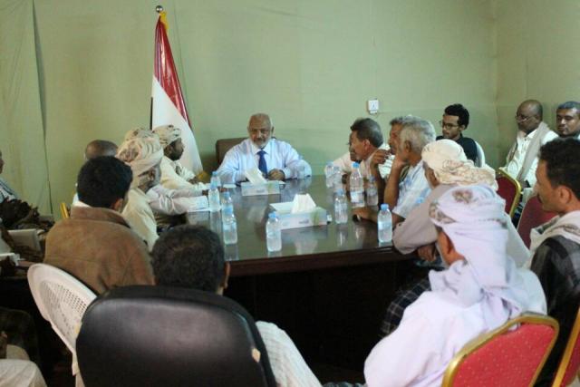 محافظ الحديدة يدشن خطة المحافظة التنموية من “الخوخة”