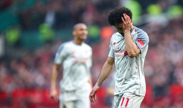 لماذا نزلت دموع محمد صلاح في مباراة ليفربول ومانشستر يونايتد؟!