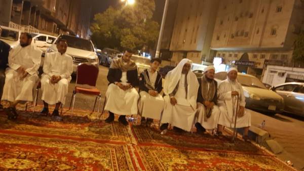 مكة المكرمة: علماء وقيادات سياسية واجتماعية يقدمون واجب العزاء في وفاة الشيخ العلامة سليمان الاهدل (صور)