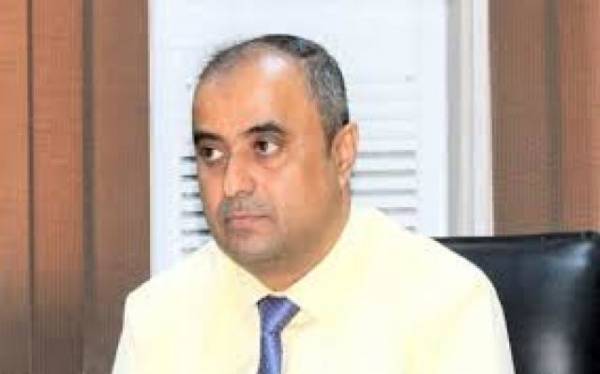 قرار جمهوري بتعيين سالم بن بريك وزيراً للمالية في الحكومة الشرعية