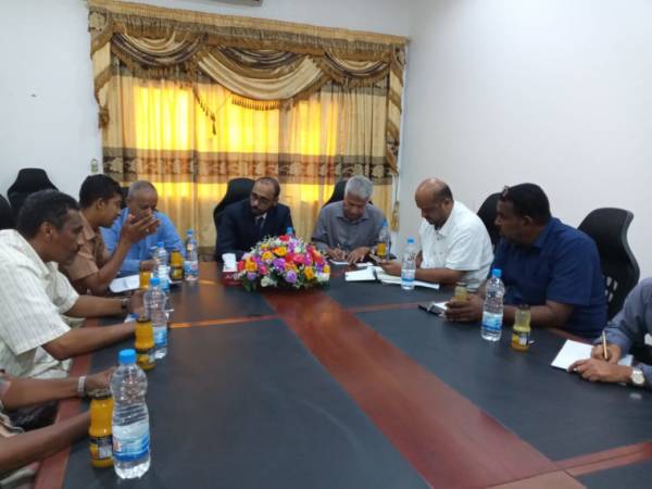 كفاين يؤكد حرص الحكومة على دعم وتطوير القطاع السمكي