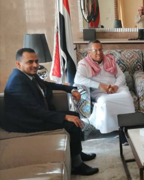 وكيل محافظة ريمة محمد العسل يلتقى مستشار رئيس الجمهورية الدكتور أحمد عبيد بن دغر