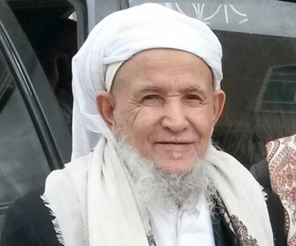 وكيل محافظة ريمة محمد العسل يعزي في وفاة الشيخ المزلم