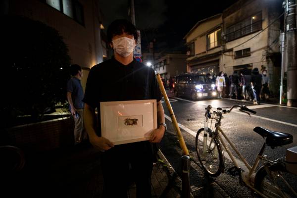 معرض فني في طوكيو يتيح لك سرقة الاعمال الفنية الموجودة فيه !