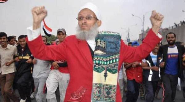 حامل المسك وبائع العطور.. قصة مُسن يمني خلف قضبان مليشيا الحوثي