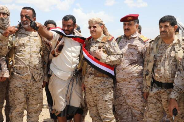 وزير الدفاع “المقدشي” يؤكد عزم الجيش الوطني على استعادة الدولة وتحرير الوطن من مليشيا الامامة