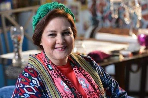 فنان مصري ومصدر طبي يكشفان حقيقة وفاة الفنانة دلال عبدالعزيز