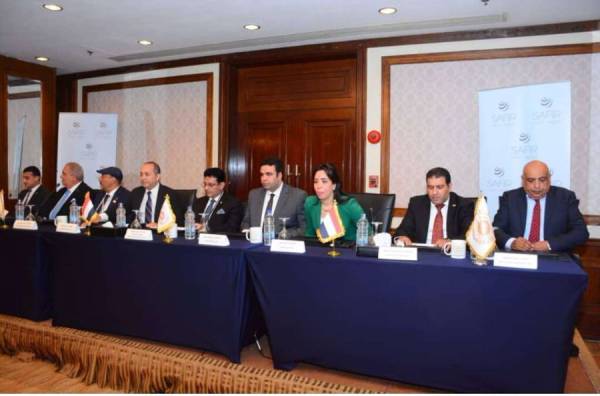 السفير اليمني بالقاهرة يؤكد على عمق العلاقات التجارية بين اليمن ومصر