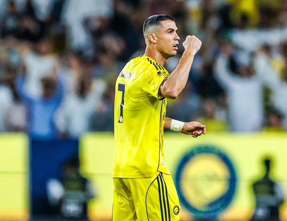 كريستيانو رونالدو يوجه رسالة قوية لخصومه بعد انتصار النصر على الفيحاء