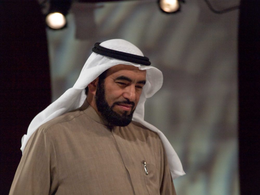 الكويت تسحب الجنسية من طارق السويدان بمرسوم أميري