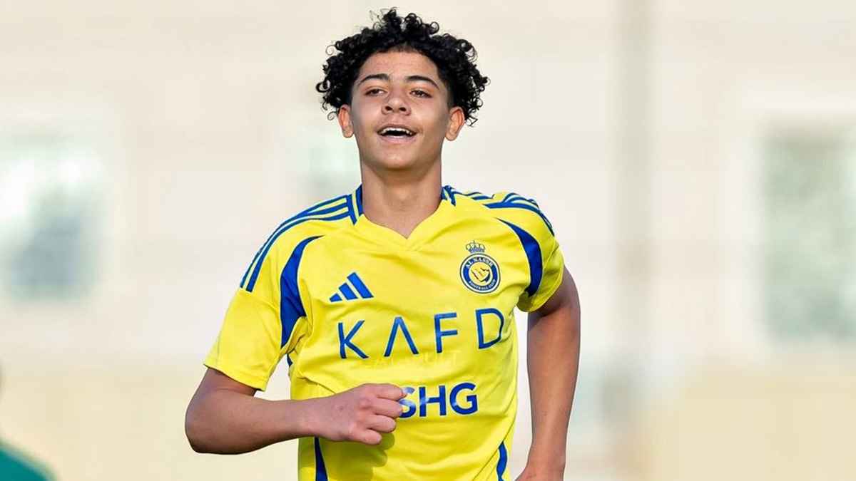 عقوبة تحكيمية لكريستيانو جونيور في ديربي النصر والهلال للشباب