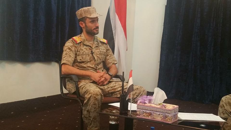 تعيين هاشم الأحمر مستشاراً للقائد الأعلى للقوات المسلحة وترقيته إلى رتبة فريق