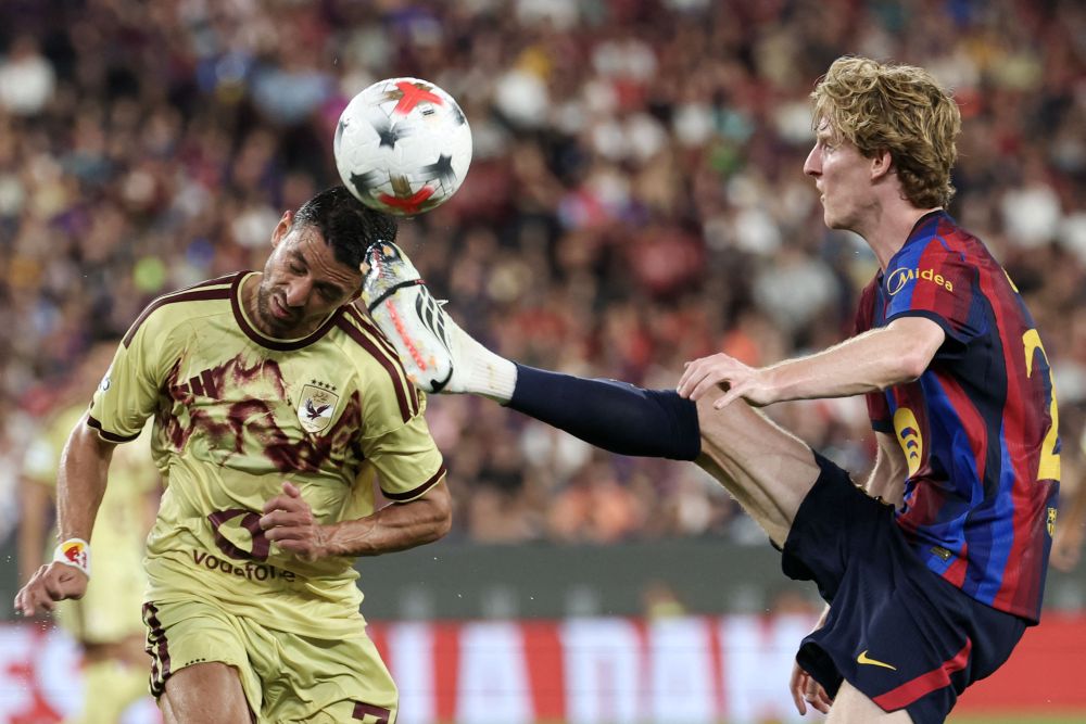 برشلونة يهزم الأهلي بهدفين في كأس خوان جامبر